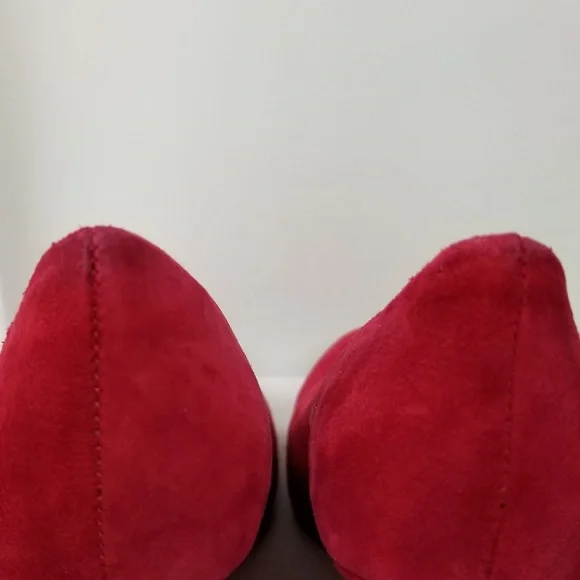 Tory Burch Suede Round Toe Platform Wedges Pumps